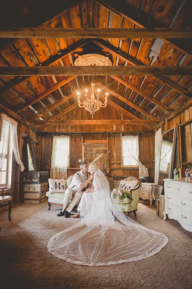 Barn Wedding Venues in Michigan