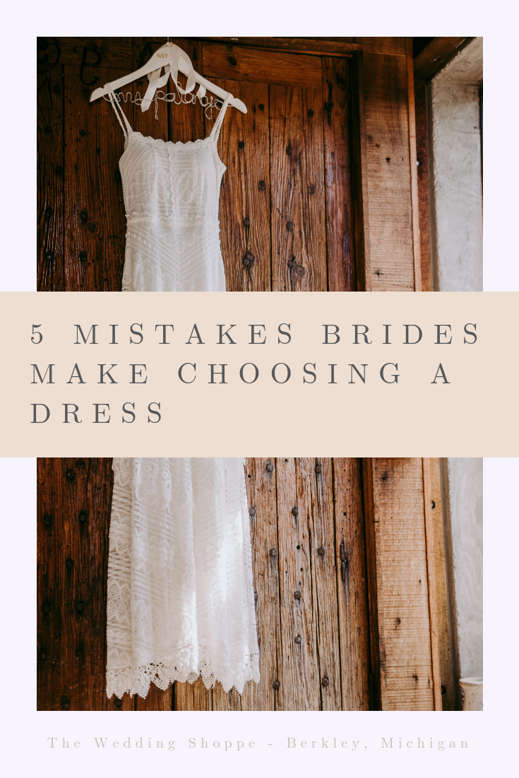 5 Mistakes Brides Make Choosing a Dress