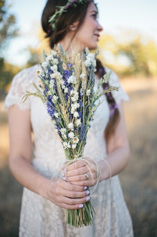 lavender flower bouquets for weddings
