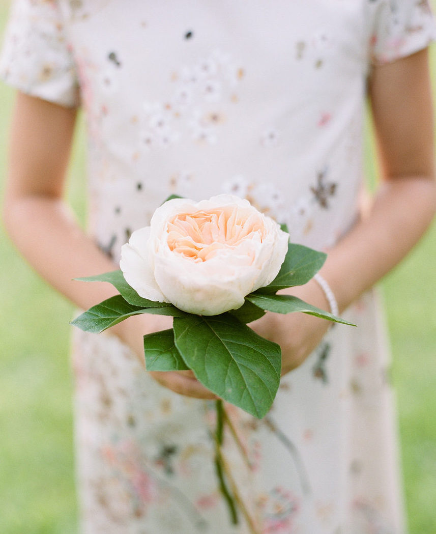 single stem bouquets for weddings