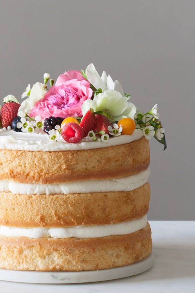 wedding cake with no frosting