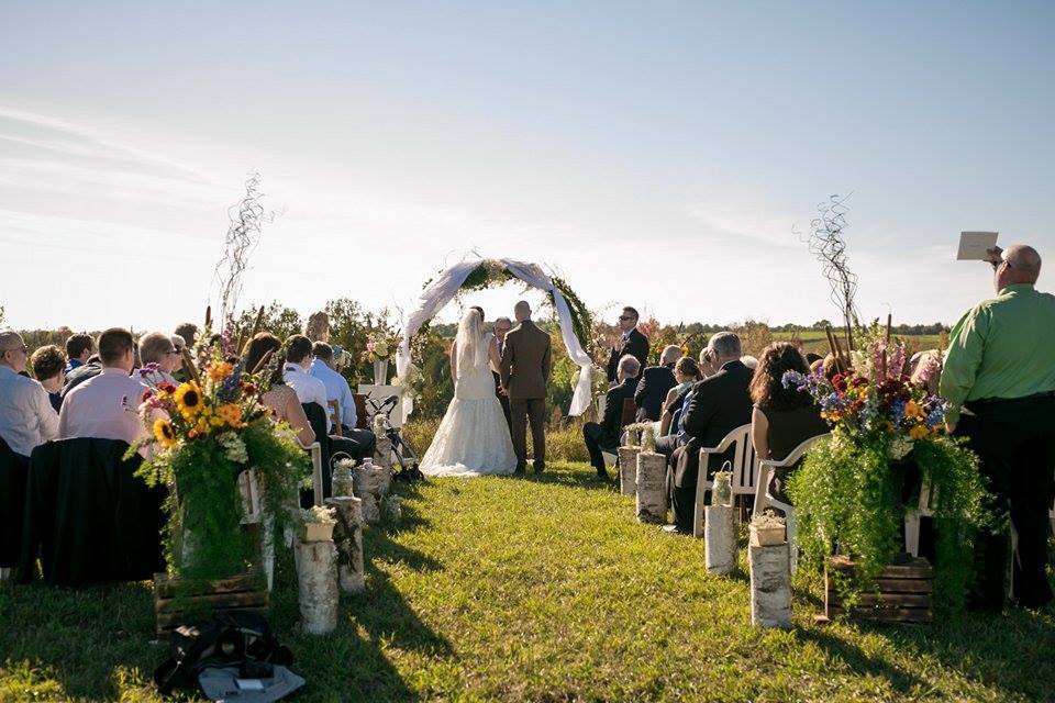 Dhaseleer Events Barn rustic wedding venues in Michigan