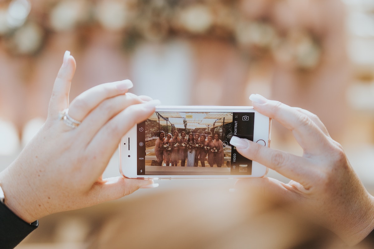 live streaming your wedding