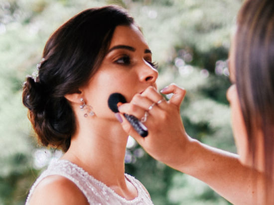 how to choose a wedding makeup artist