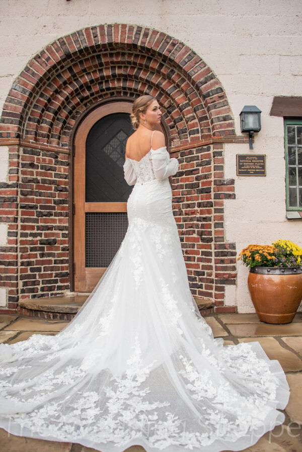 Lace Wedding Dress Styles For Every Bride | The Wedding Shoppe