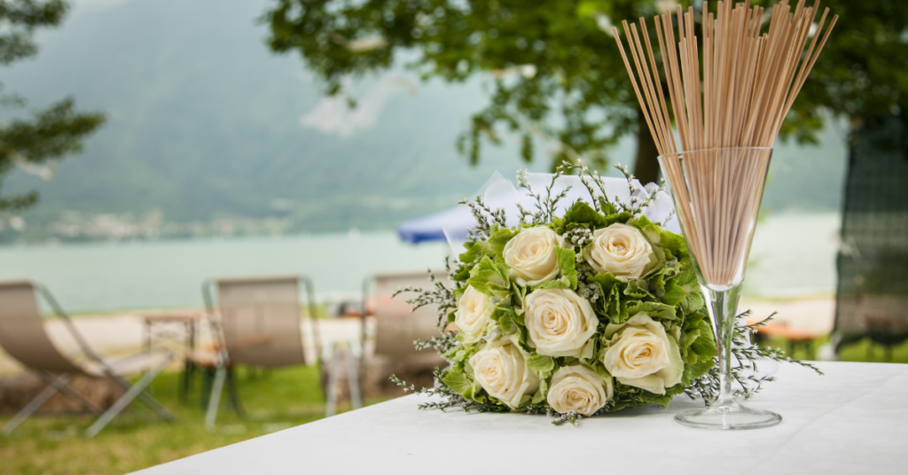 bouquet and table decoration