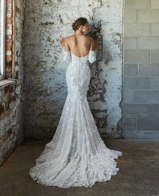 open back mermaid wedding gown