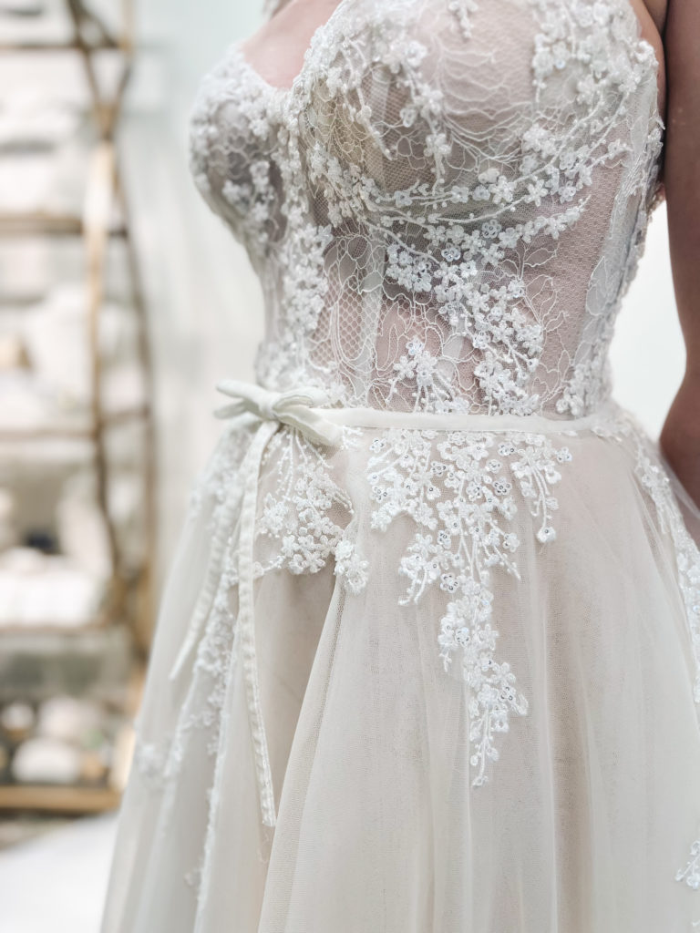 lace wedding dress