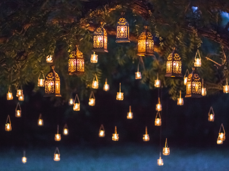 summer wedding venue with glowing lanterns
