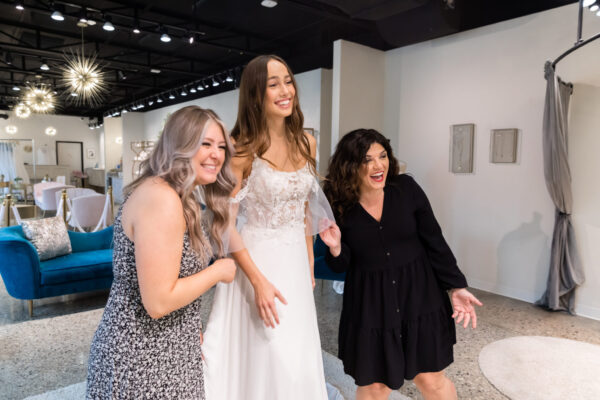 6 Things to Bring Wedding Dress Shopping | The Wedding Shoppe