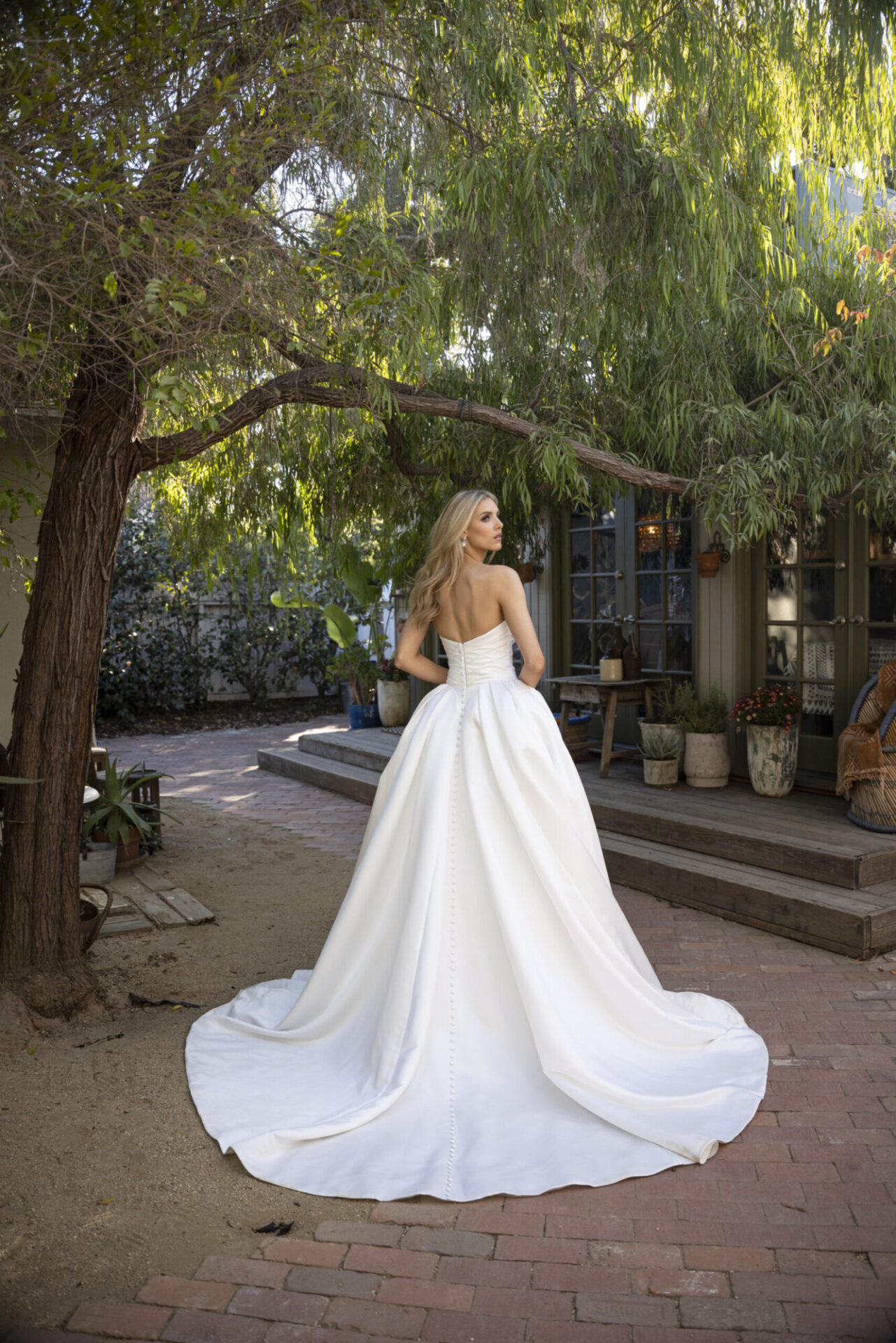 Estee Bridal Couture Arcadia back