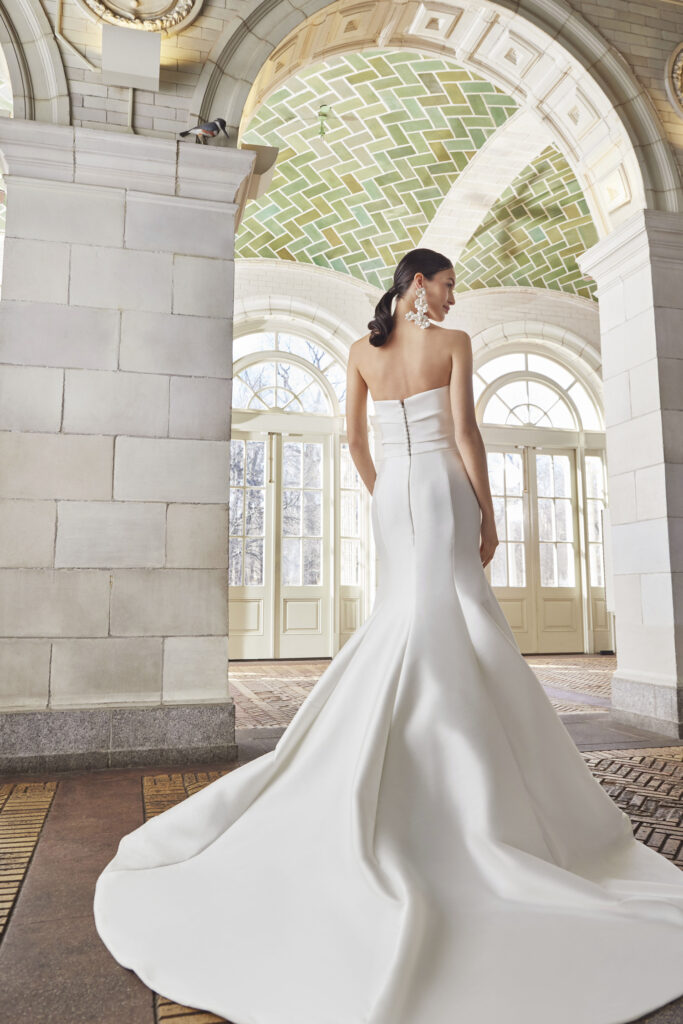 Sareh Nouri Endless Love back