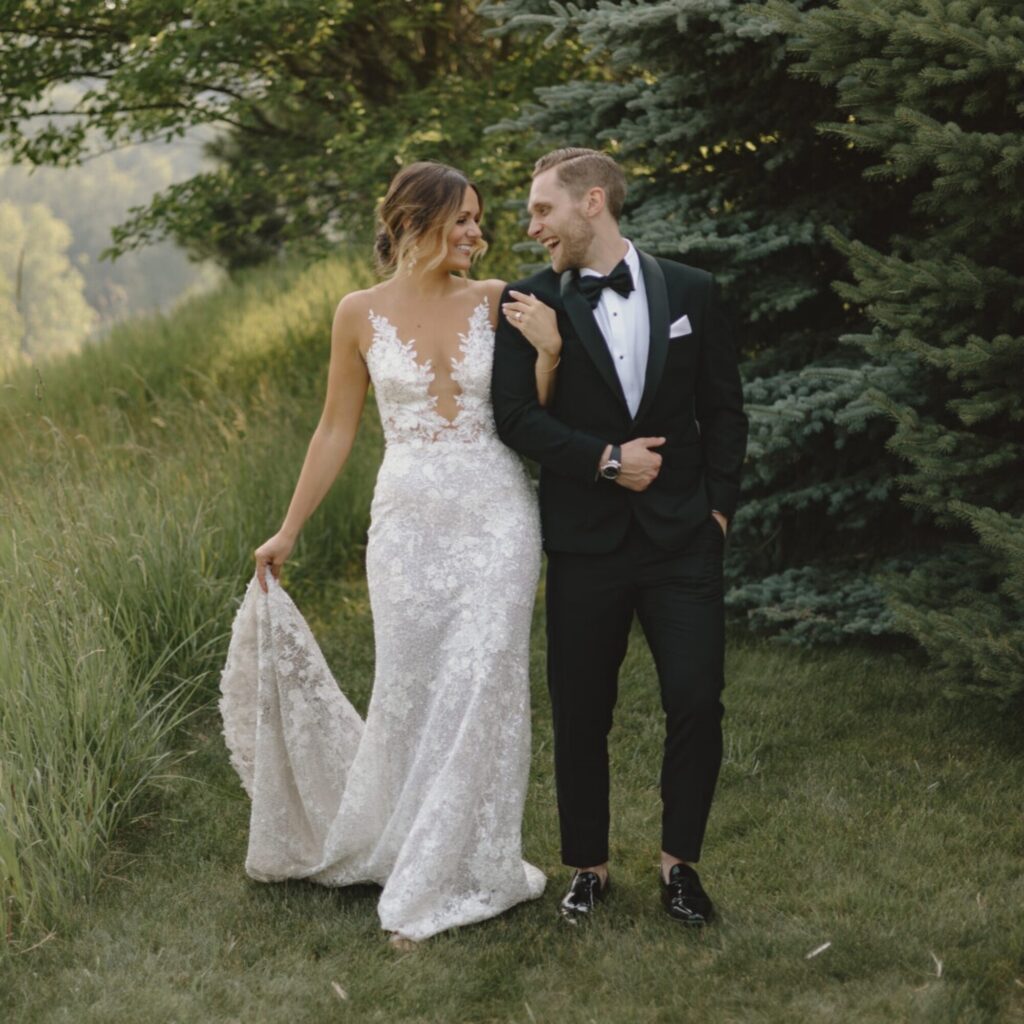 vintage lace wedding dress