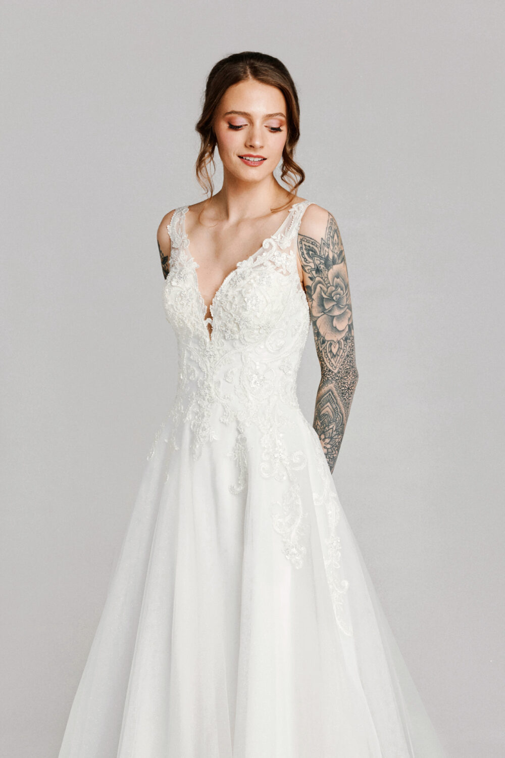 Pnina Tornai Amelia Rose Close