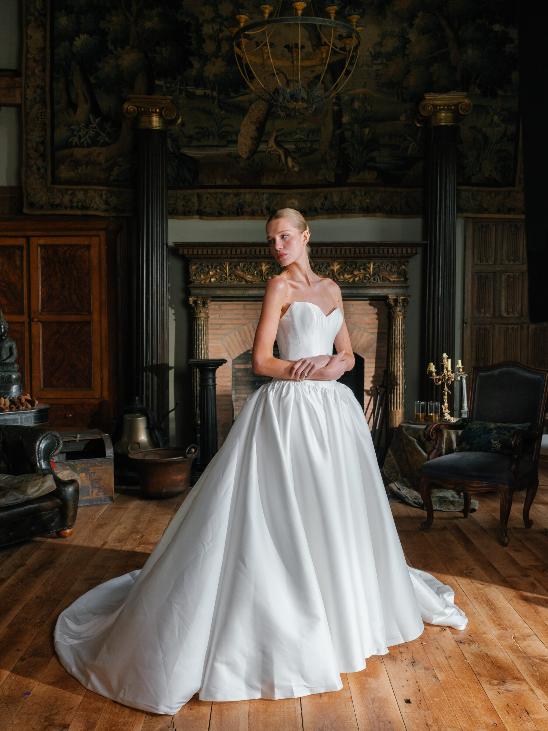 Woman in La Premiere wedding dress